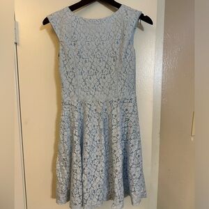 Girl’s dress sz. 14-16 color baby blue